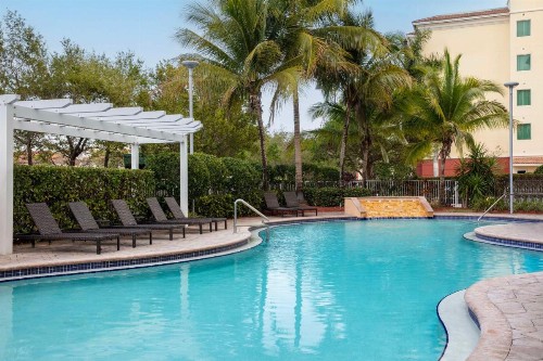 Hampton Inn and Suites Miami-South/Homestead - image 15