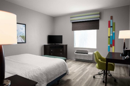 Hampton Inn and Suites Miami-South/Homestead - image 17