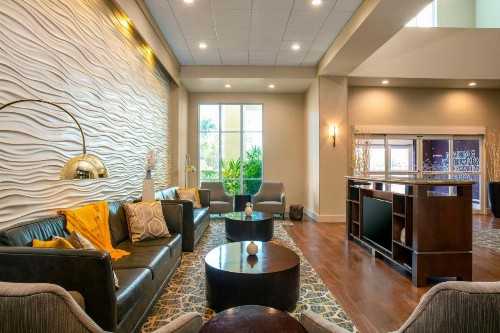Hampton Inn and Suites Miami-South/Homestead - image 27