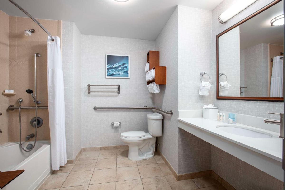 Hampton Inn and Suites Miami-South/Homestead - image 5