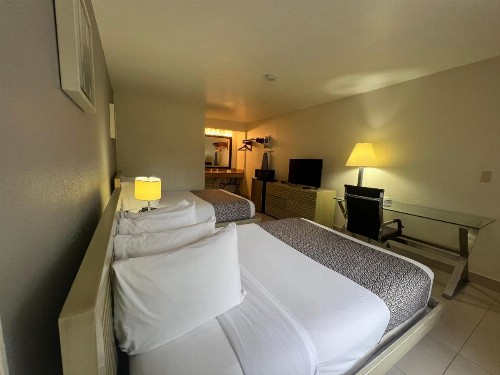 Garden Inn Homestead/Everglades/Gateway to Keys - image 14