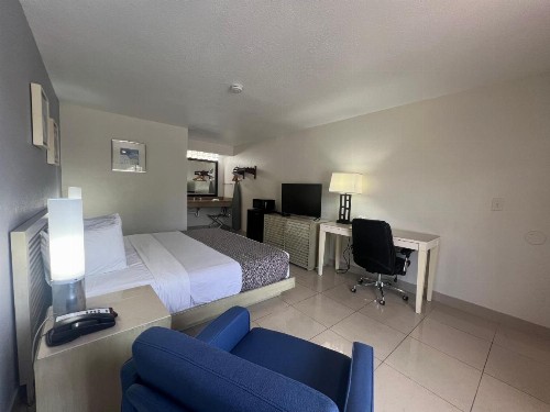 Garden Inn Homestead/Everglades/Gateway to Keys - image 21
