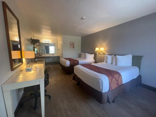Garden Inn Homestead/Everglades/Gateway to Keys - image 29