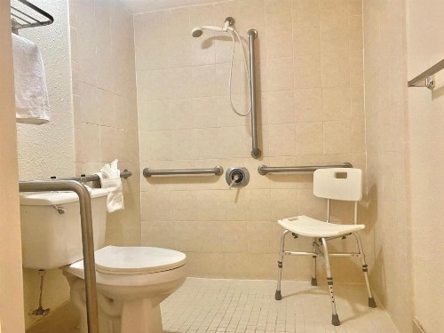 Garden Inn Homestead/Everglades/Gateway to Keys - image 37