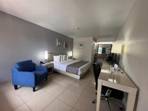 Garden Inn Homestead/Everglades/Gateway to Keys - image 42