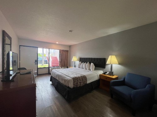 Garden Inn Homestead/Everglades/Gateway to Keys - image 8