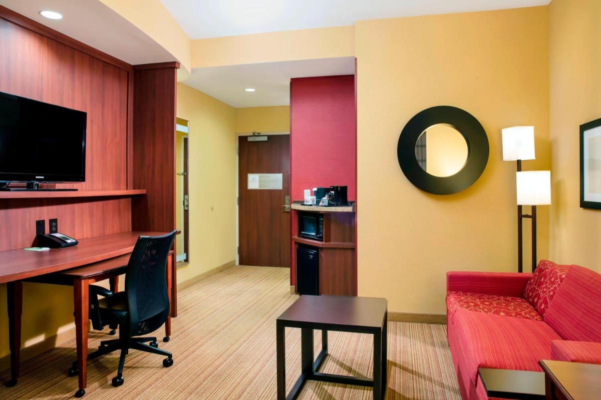 Courtyard by Marriott Miami Homestead - image 7