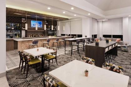 Hilton Garden Inn Birmingham/Lakeshore Drive - image 14
