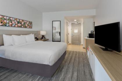 Hilton Garden Inn Birmingham/Lakeshore Drive - image 9