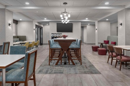 Hampton Inn Birmingham I-65/Lakeshore Drive - image 7