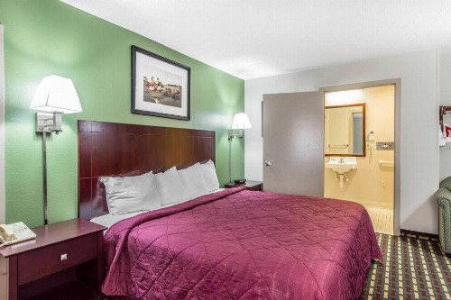 Quality Inn Homewood - image 25