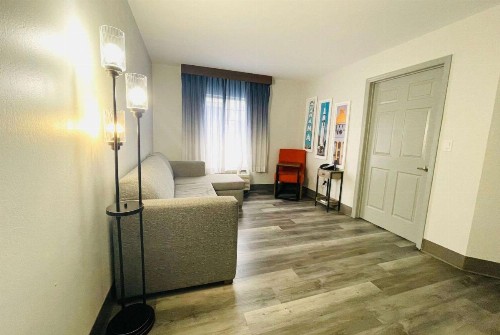 La Quinta by Wyndham Birmingham Homewood - image 24