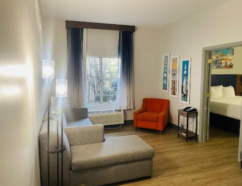 La Quinta by Wyndham Birmingham Homewood - image 43