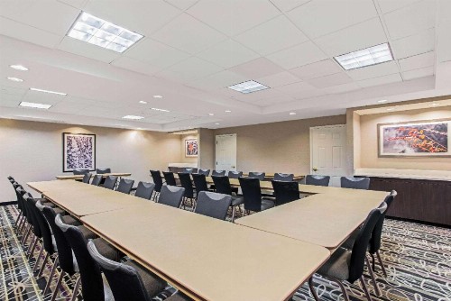 La Quinta by Wyndham Birmingham Homewood - image 45