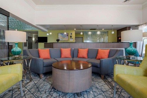 Best Western Plus Carlton Suites - Birmingham - image 11