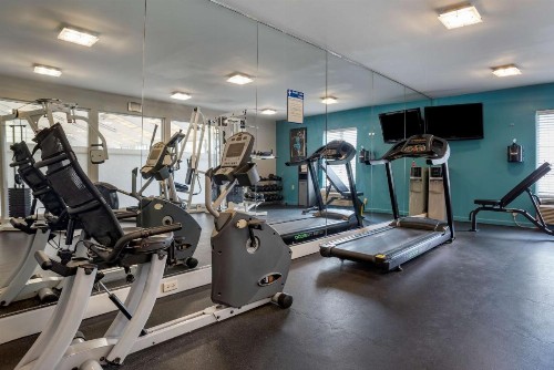 Best Western Plus Carlton Suites - Birmingham - image 20