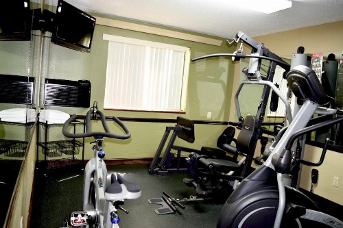 Super 8 by Wyndham Homewood Birmingham Area - image 20