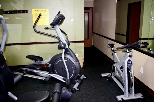 Super 8 by Wyndham Homewood Birmingham Area - image 3