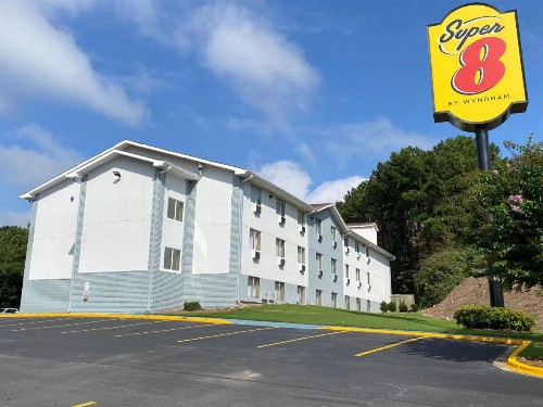 Super 8 by Wyndham Homewood Birmingham Area - image 35