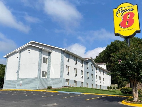Super 8 by Wyndham Homewood Birmingham Area - image 41