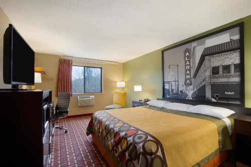 Super 8 by Wyndham Homewood Birmingham Area - image 5