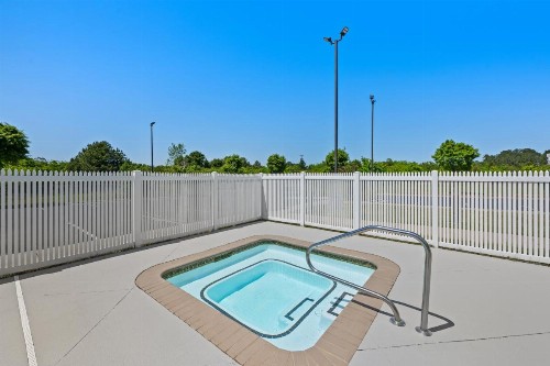 Country Inn & Suites by Radisson Homewood AL - image 21