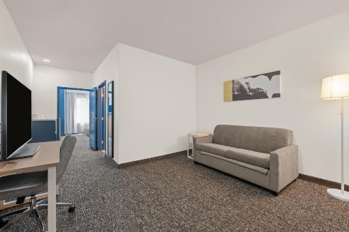Country Inn & Suites by Radisson Homewood AL - image 50