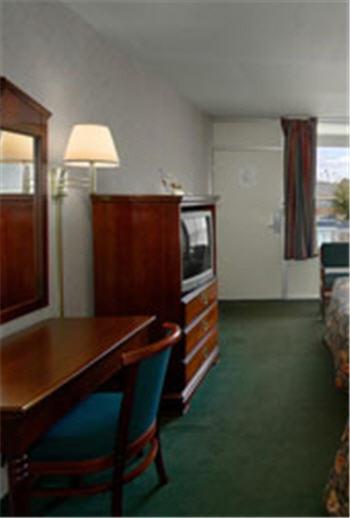 Travel Inn - image 3