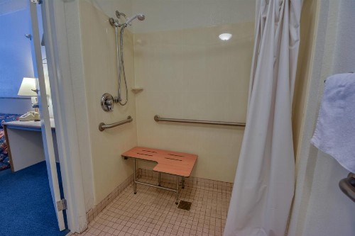 Motel 6-Birmingham AL - image 13
