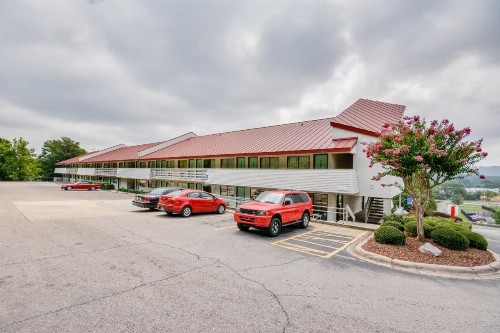 Motel 6-Birmingham AL - image 19