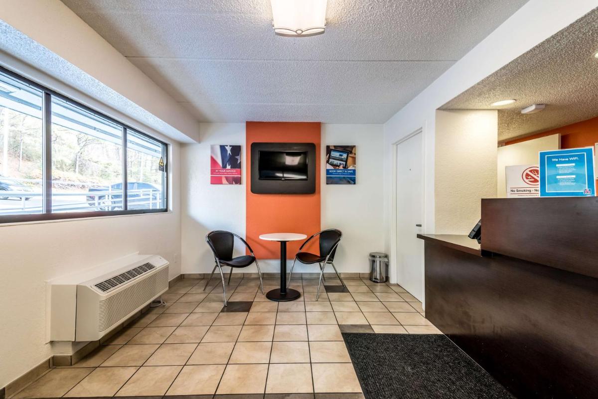 Motel 6-Birmingham AL - image 3