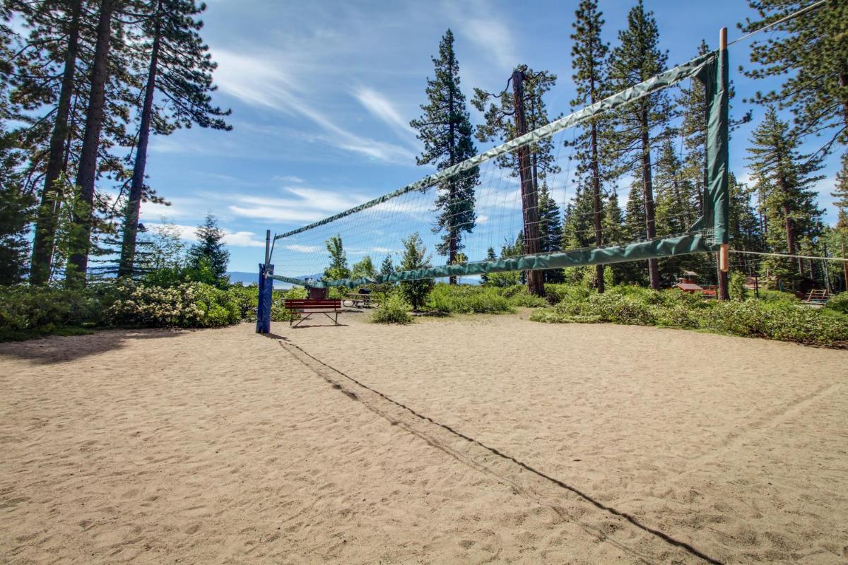 Park Avenue Tahoe Lodge - image 3