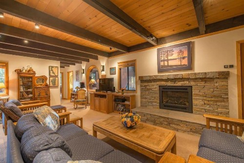 Musketeer by AvantStay - Large Family Friendly Home In Tahoe Swiss Village!