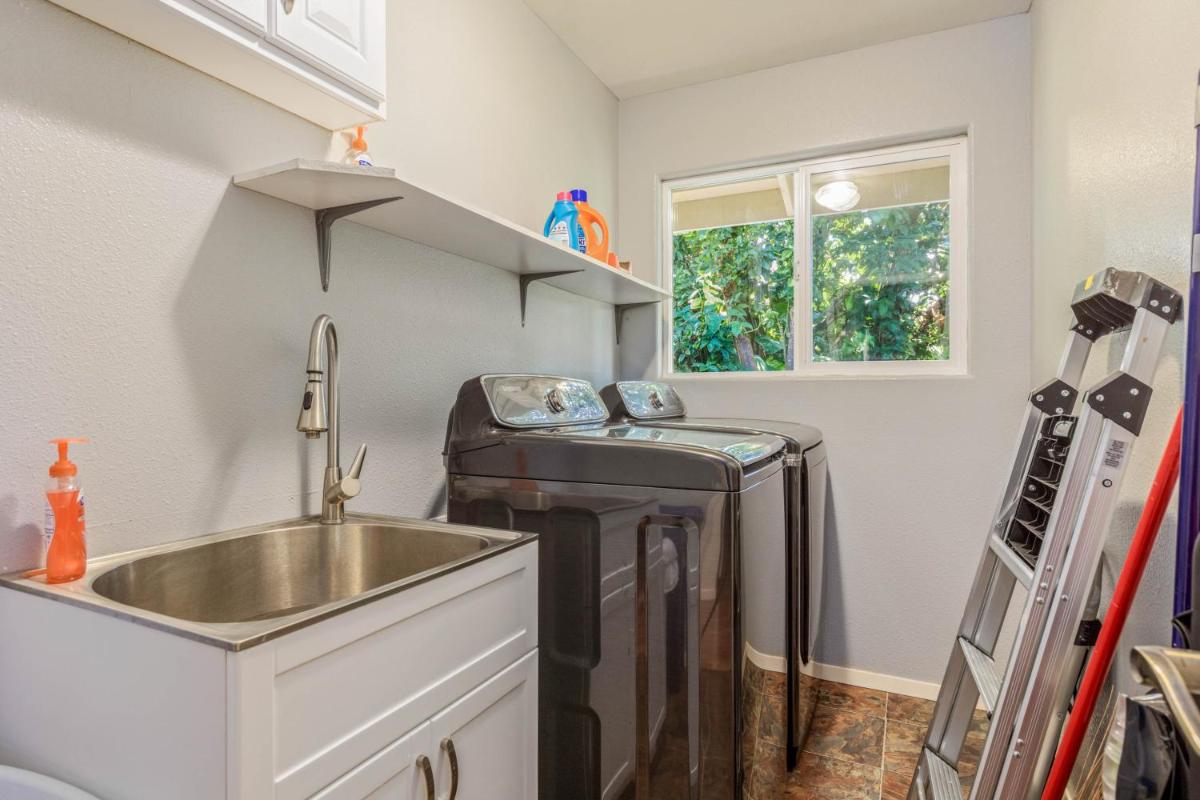 Honokaa Hideaway - image 5