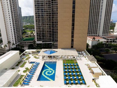 Hilton Waikiki Beach Hotel - image 21