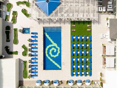 Hilton Waikiki Beach Hotel - image 24