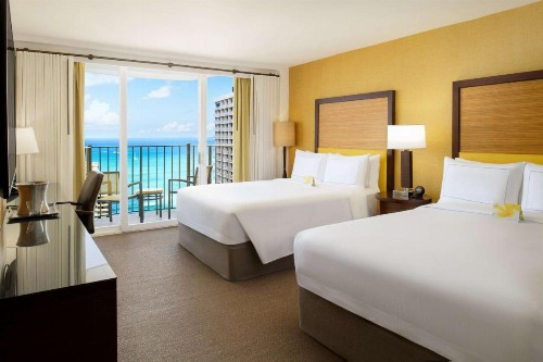 Hilton Waikiki Beach Hotel - image 39