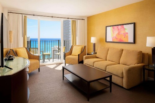 Hilton Waikiki Beach Hotel - image 41