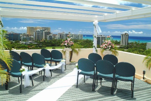 DoubleTree by Hilton Alana - Waikiki Beach - image 29