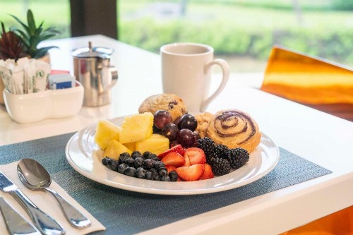 DoubleTree by Hilton Alana - Waikiki Beach - image 37