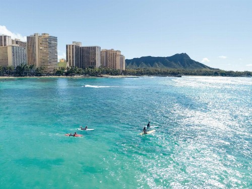 Embassy Suites by Hilton Waikiki Beach Walk - image 31