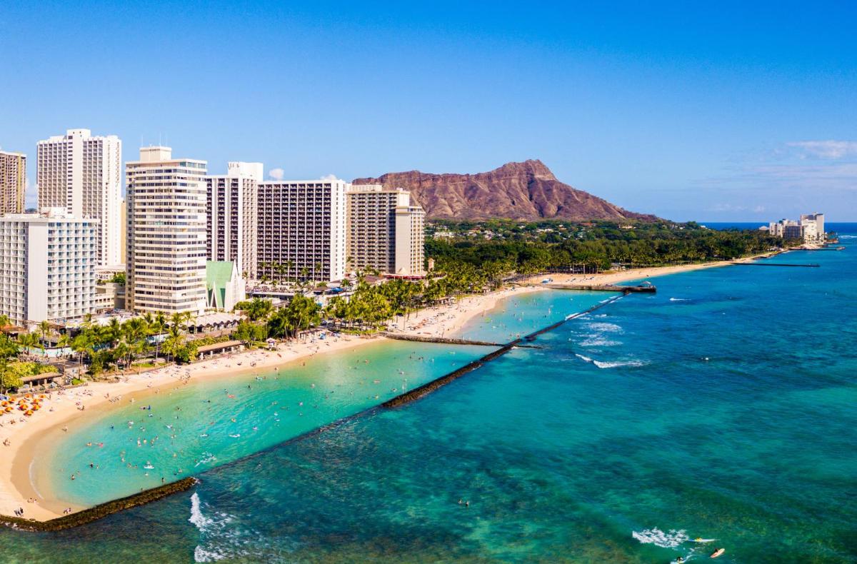 Waikiki Monarch Hotel - image 3