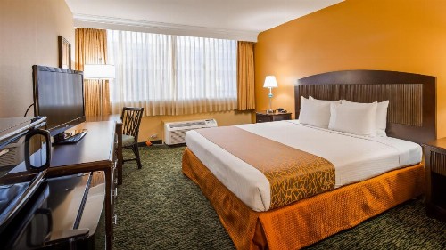 Airport Honolulu Hotel - image 17
