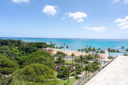 Castle Waikiki Grand Hotel - image 31
