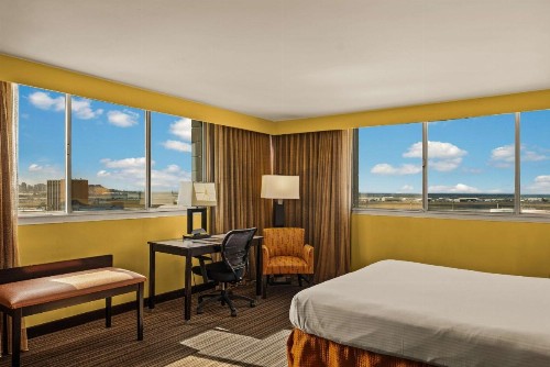 Best Western The Plaza Hotel - Free Breakfast - image 21