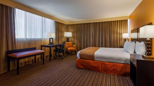 Best Western The Plaza Hotel - Free Breakfast - image 25