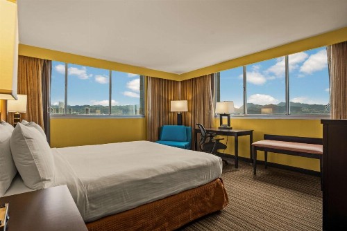 Best Western The Plaza Hotel - Free Breakfast - image 42