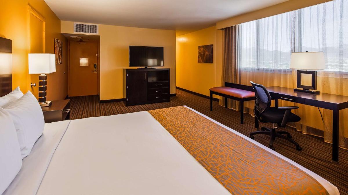 Best Western The Plaza Hotel - Free Breakfast - image 6