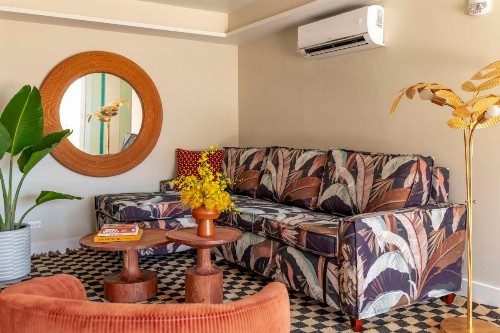 Waikiki Sand Villa Hotel - image 10