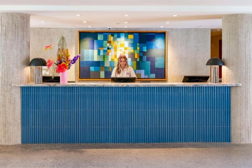 Waikiki Sand Villa Hotel - image 18